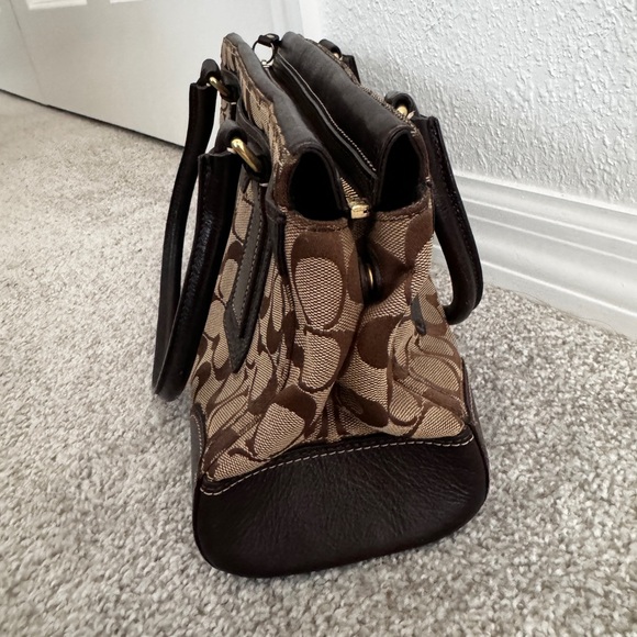 Coach Signature Hampton Shoulder Bag - Picture 6 of 11